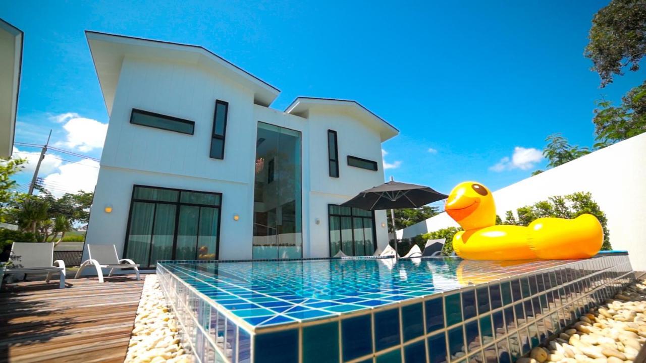 Happy Family Villa Phuket Eksteriør billede